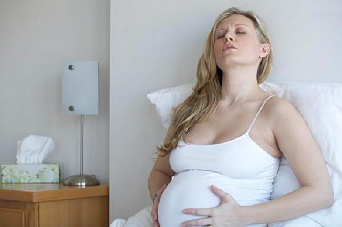 Tại sao mẹ bầu thường đau bụng dưới khi mang thai?